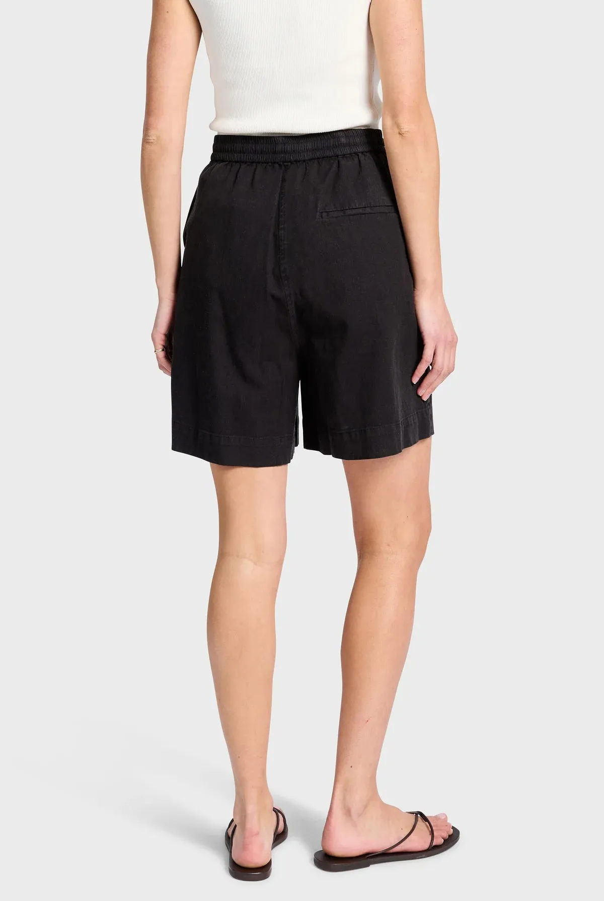 ACADEMY BRAND - Womens Monroe Short - Black