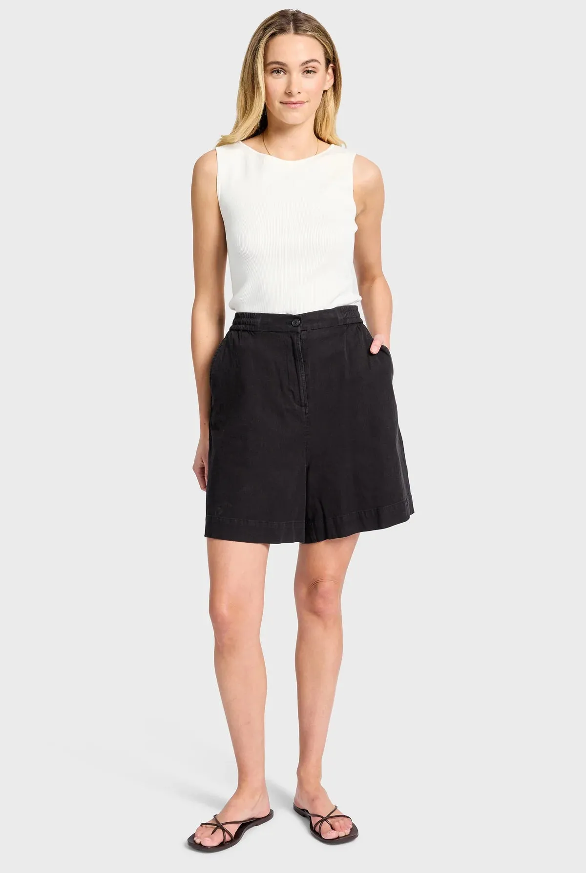 ACADEMY BRAND - Womens Monroe Short - Black