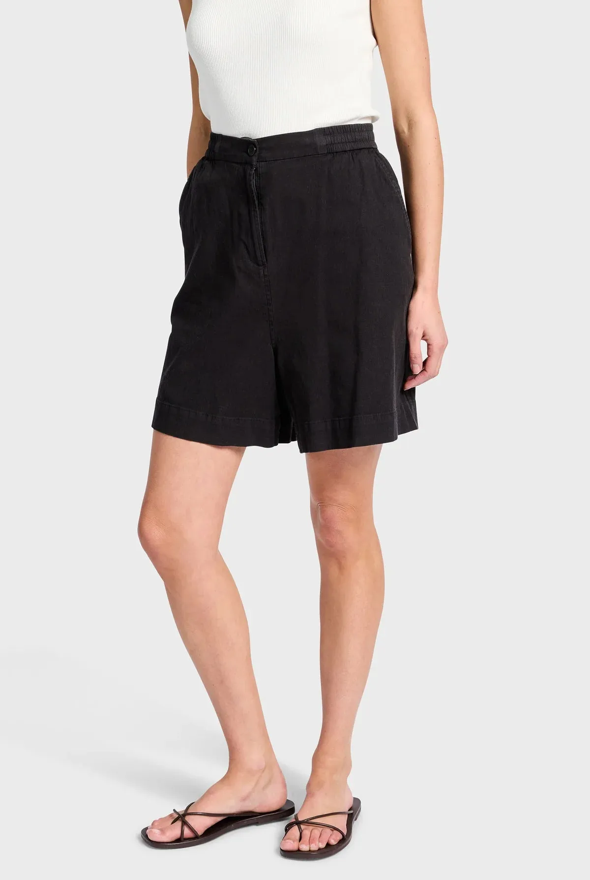 ACADEMY BRAND - Womens Monroe Short - Black
