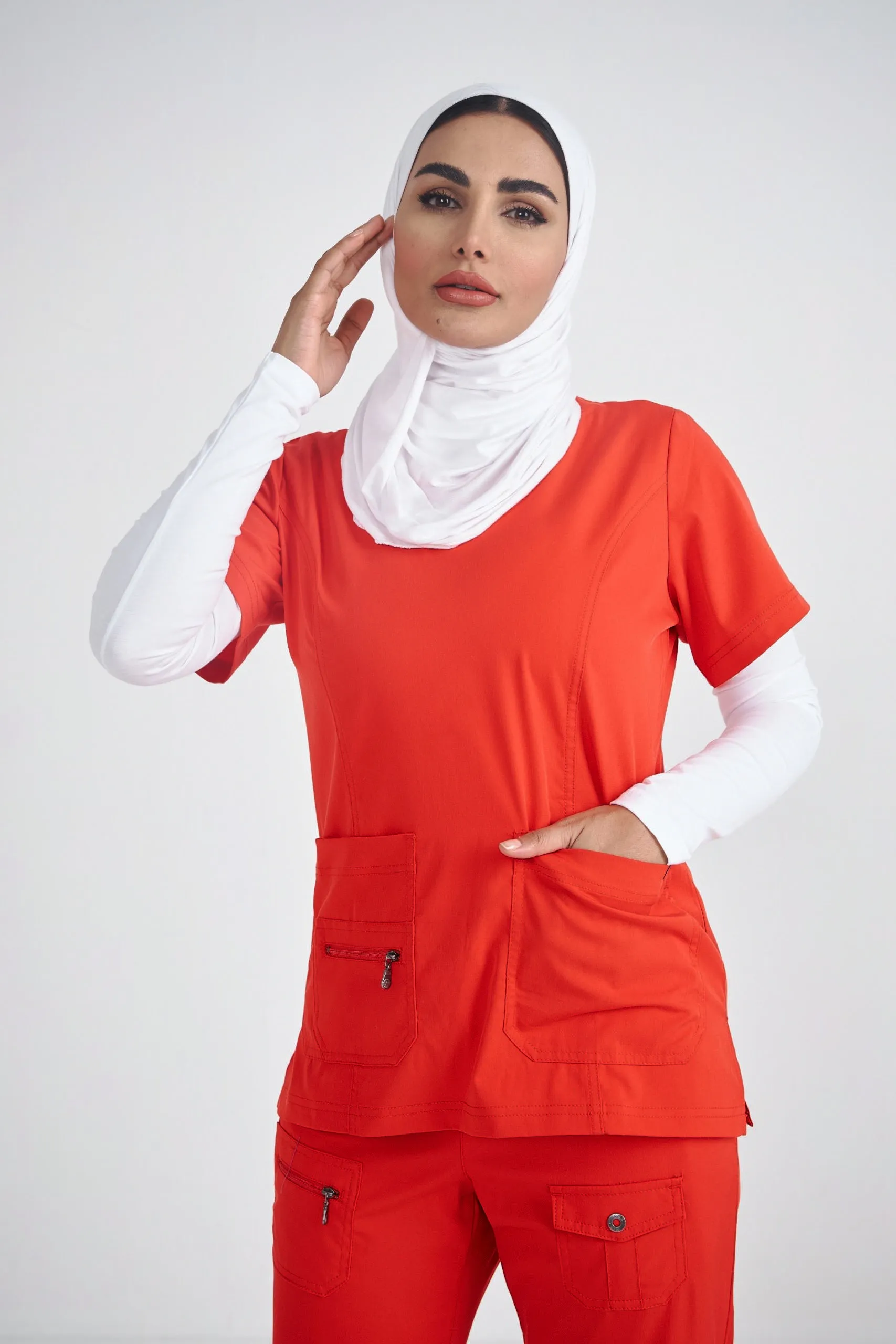 Adar Pro - Women's Elevated V-neck Scrub Scrub Set P4212-P4100