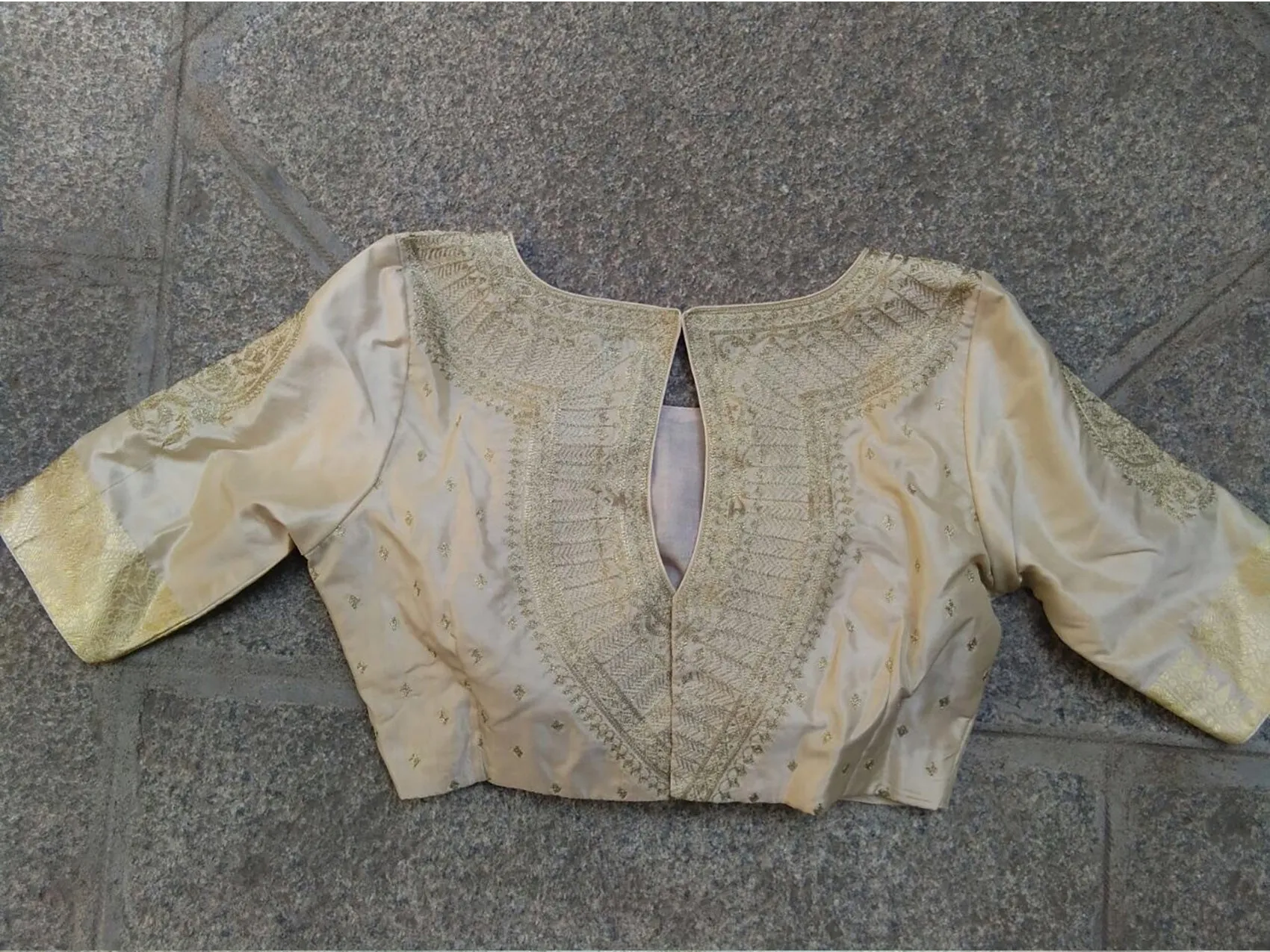 Beaten Light Gold with Butta and Motif