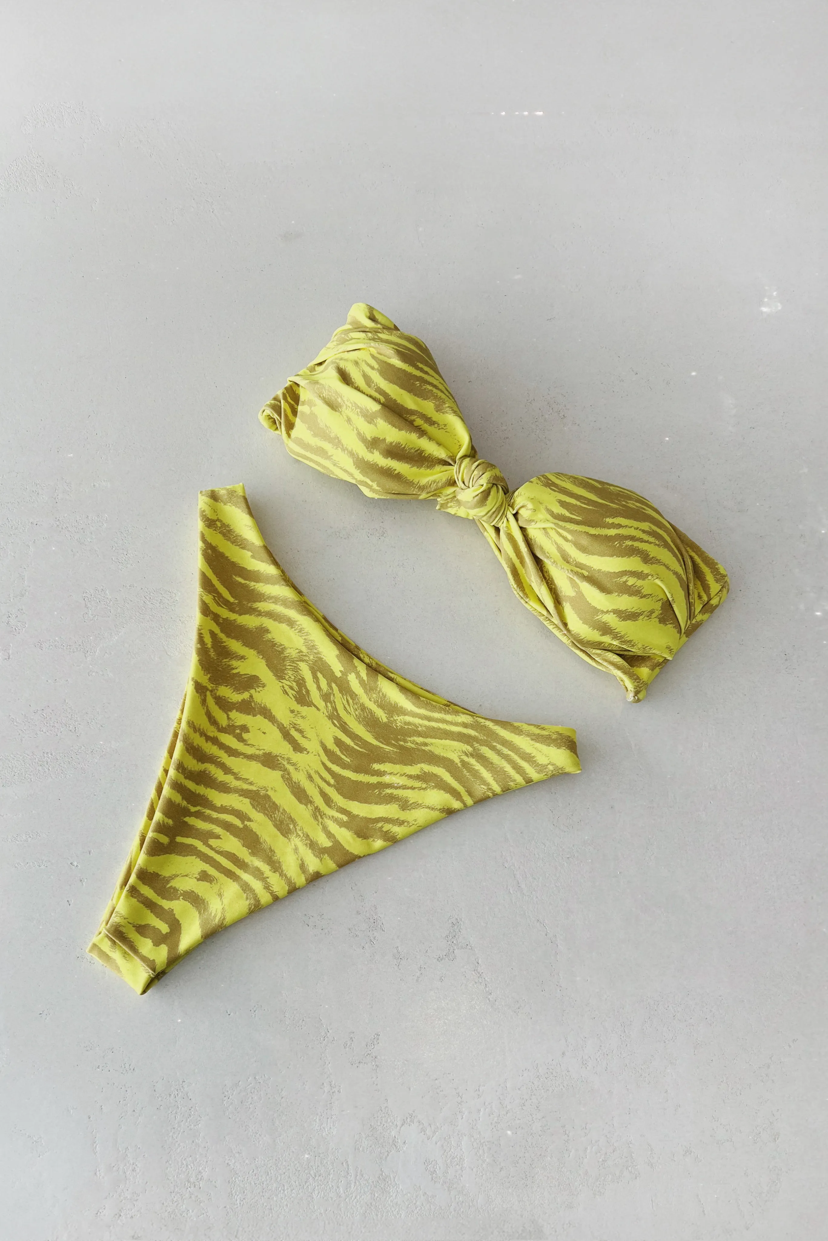 Kelly Bottom - Tropicale