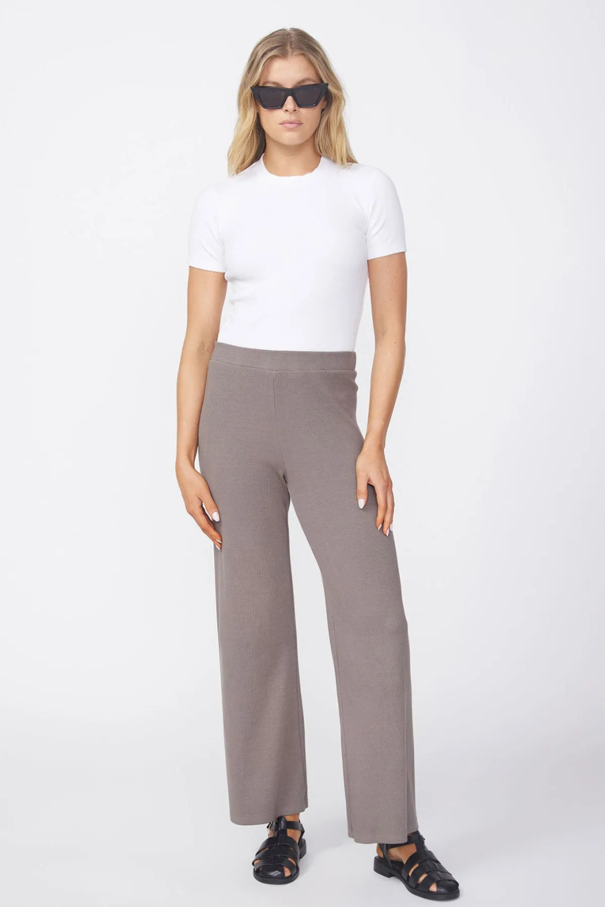 Stateside Luxe 2x1 Rib Cropped Pant in Twig