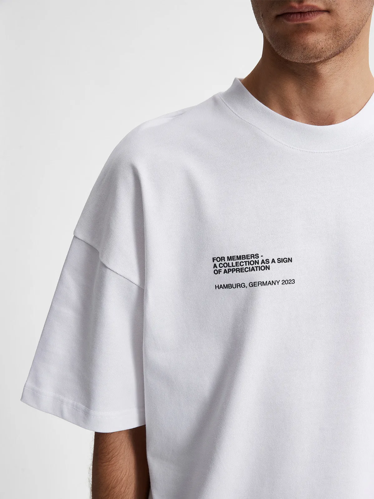 T-SHIRT OFFICIAL UNIFORM - WHITE/BLACK