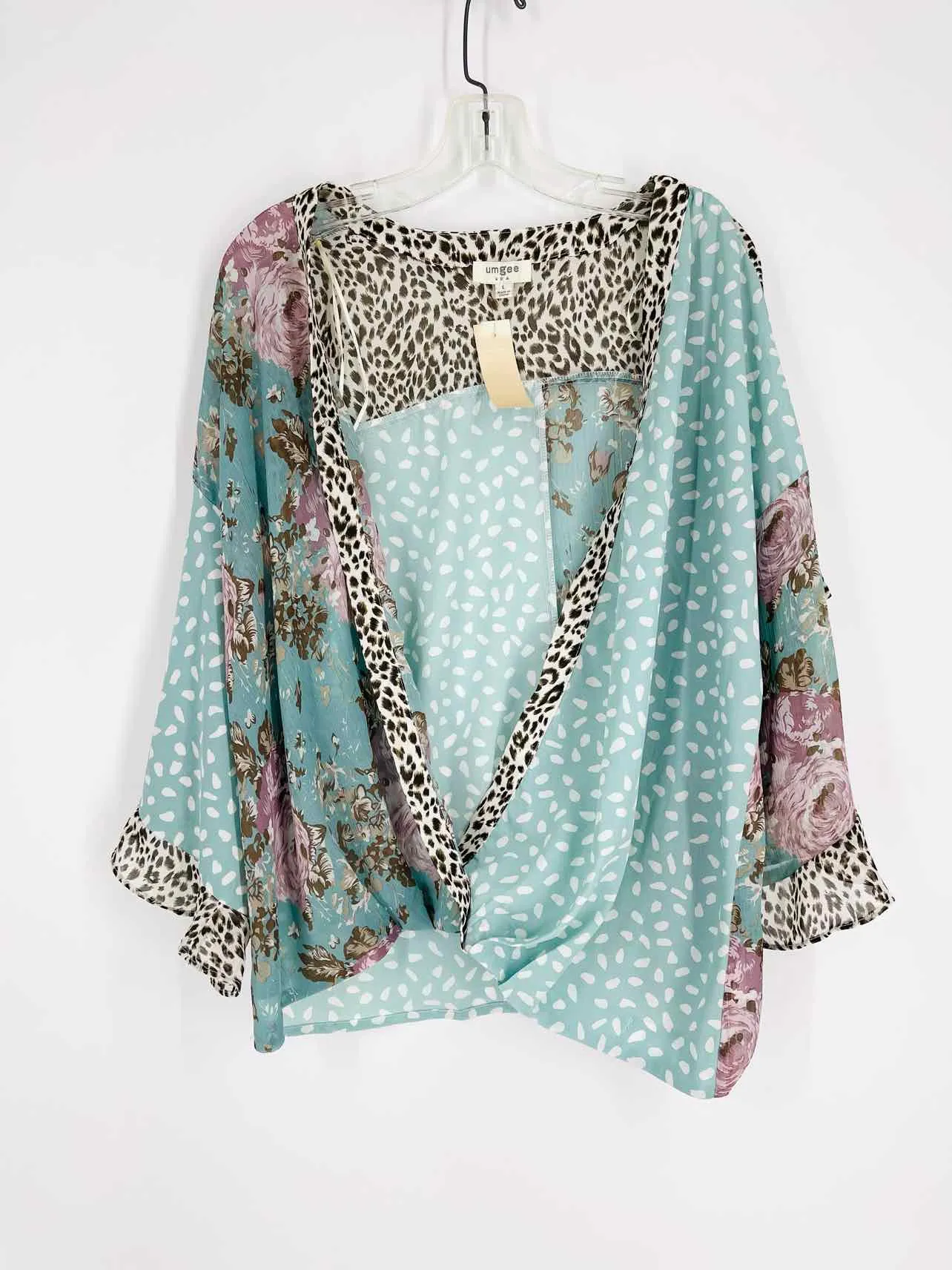 Umgee Size L Beige/Blue Animal Print Floral Tops Top-Long Sleeve
